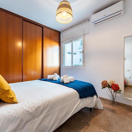 Malagasuite La Nogalera Holidays Торемолинос Екстериор снимка